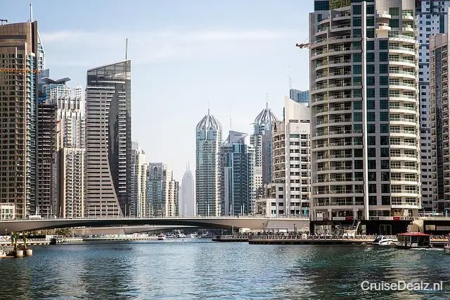 8 daagse Dubai&Emiraten cruise met de Mein Schiff 5