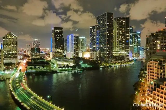 impressie Pride of America